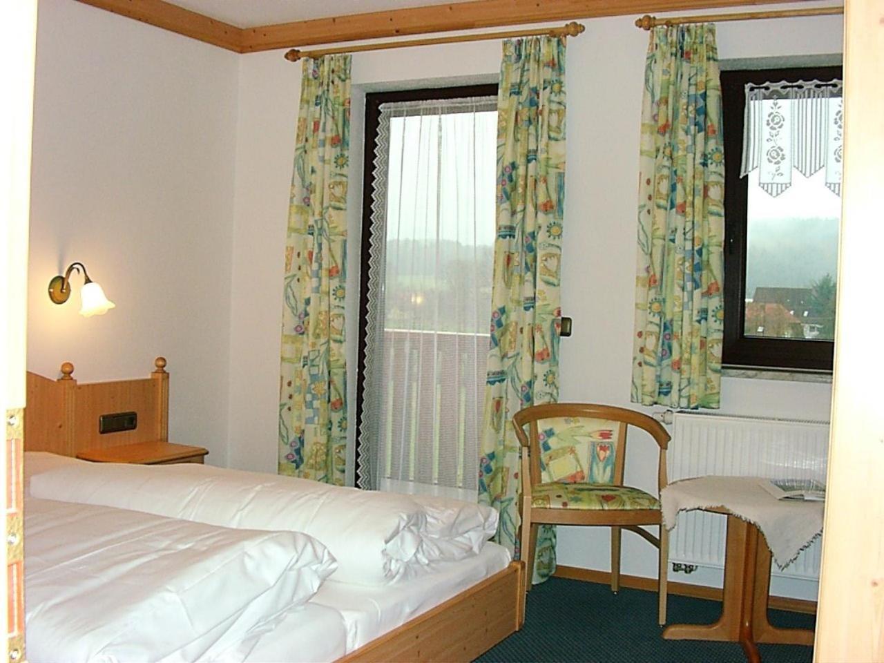 Landhotel Steigerwaldhaus Burghaslach Exterior foto