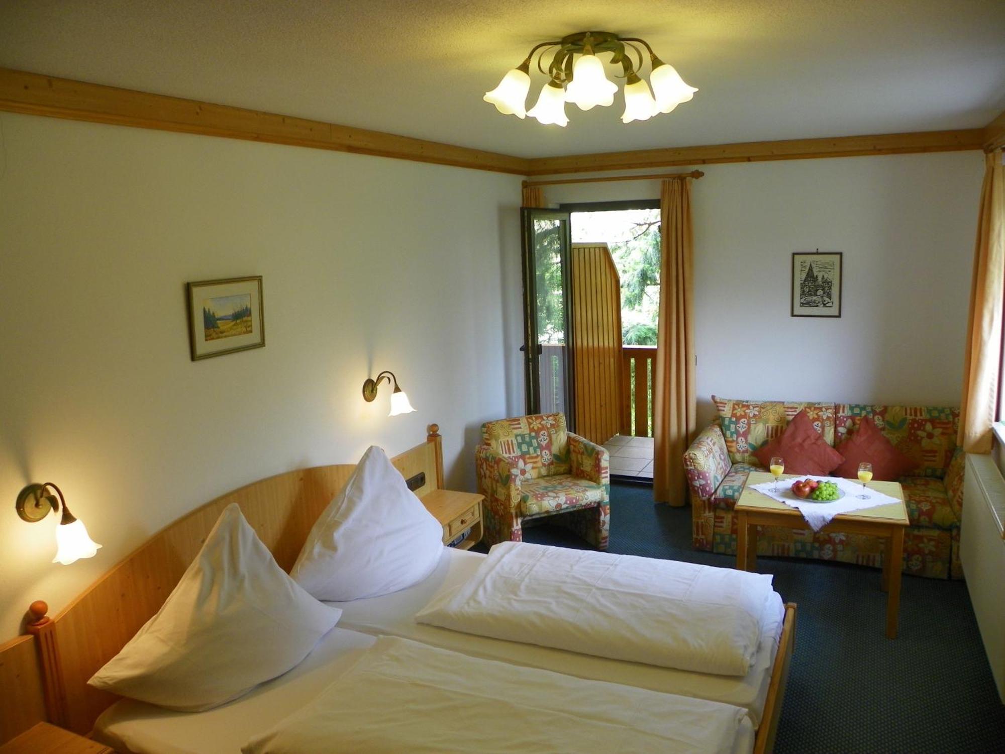 Landhotel Steigerwaldhaus Burghaslach Exterior foto